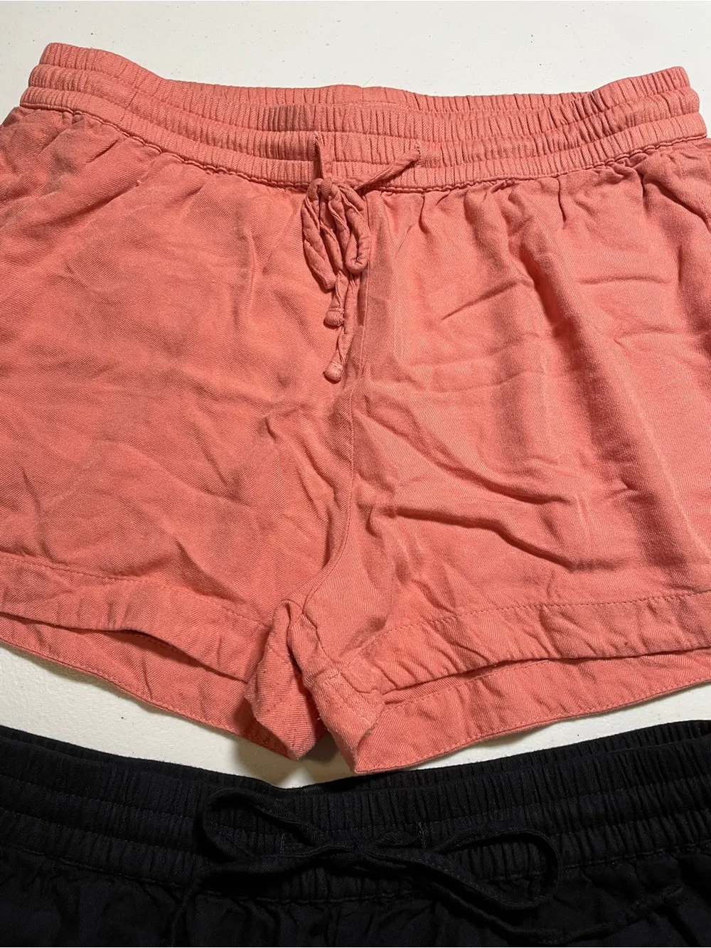 2 Pair of Salt Life Drawstring Shorts. Black/Peach. Size L. - Picture 4 of 15